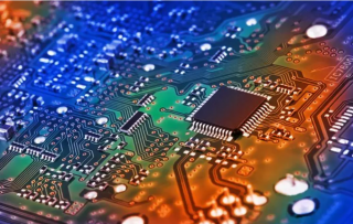 隨美遏華？日媒：日芯片產(chǎn)業(yè)將遭重創(chuàng)